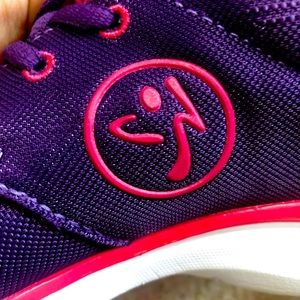 Comfortable Zumba fitness snicker /Women